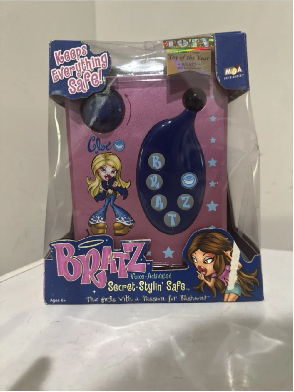 2002 MGA Entertainment Bratz Secret-Stylin Safe Cloe Jade Sasha Fashion Doll New